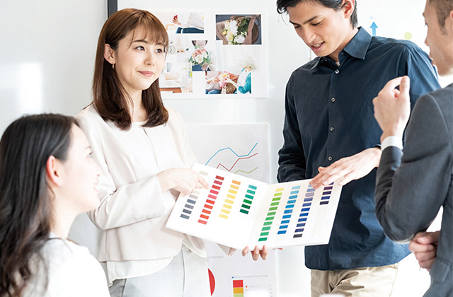 商品仕様の決定と製造工程の取り決め